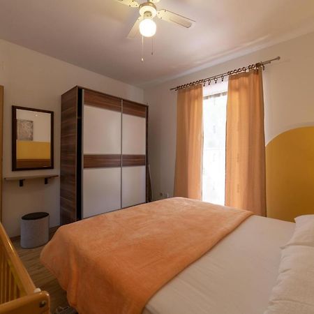 Vila House Anka Milna  Exteriér fotografie