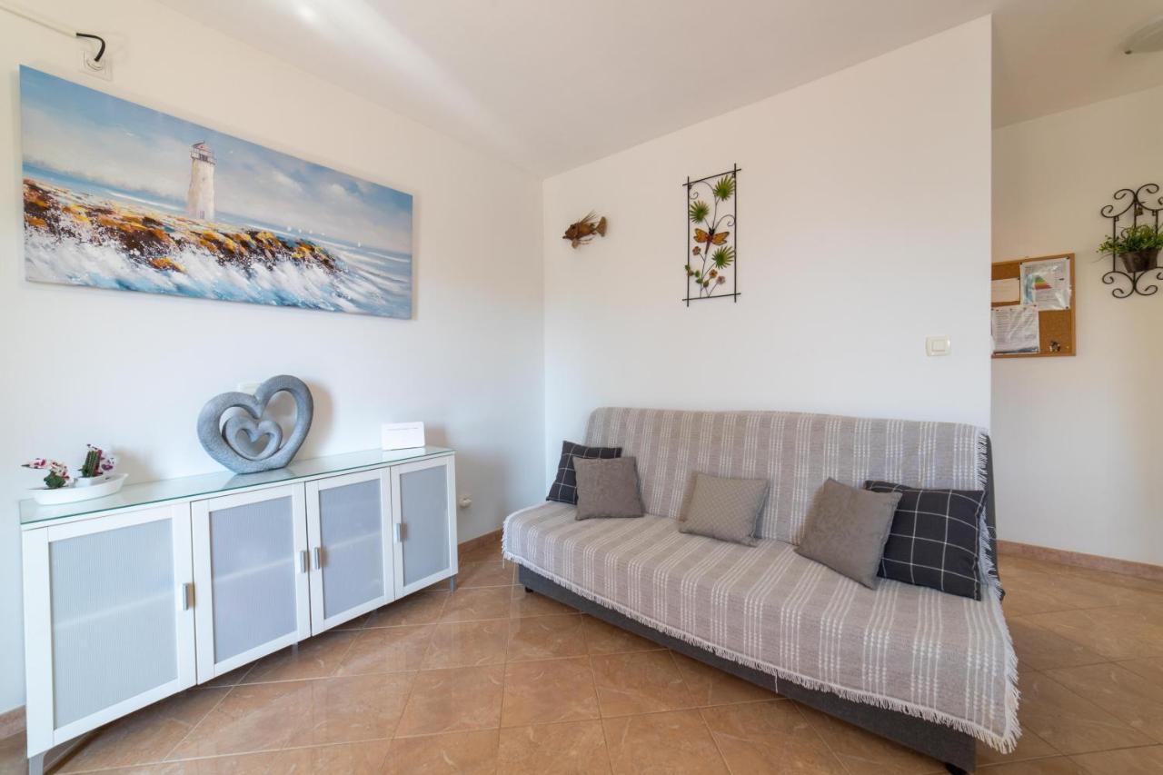 Vila House Anka Milna  Exteriér fotografie
