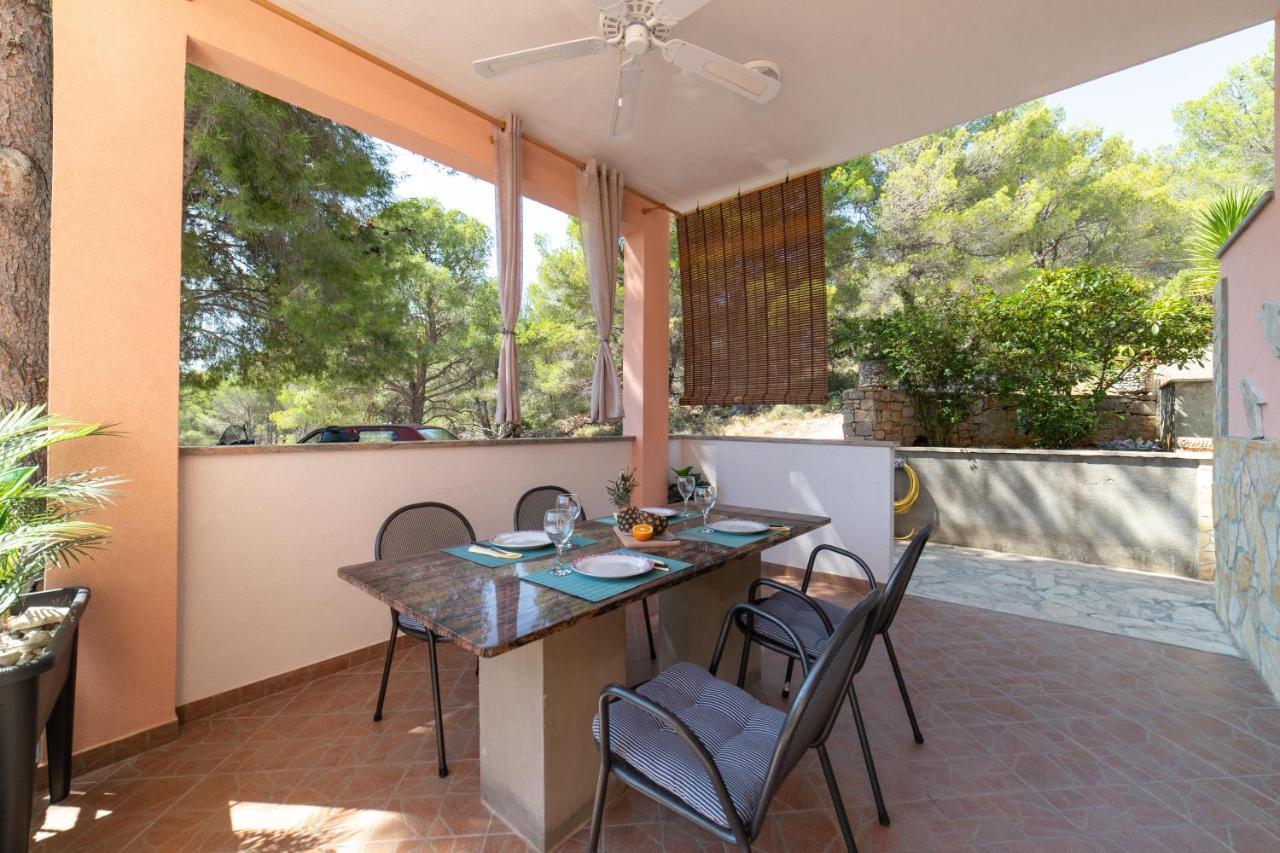 Vila House Anka Milna  Exteriér fotografie